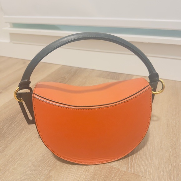 Yuzefi Dip Handbag (95% New) - Picture 3 of 4